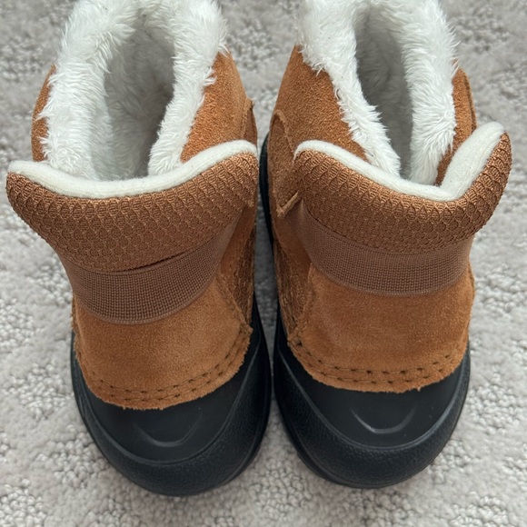 The North Face Toddler Alpenglow II Boots - Picture 10 of 11